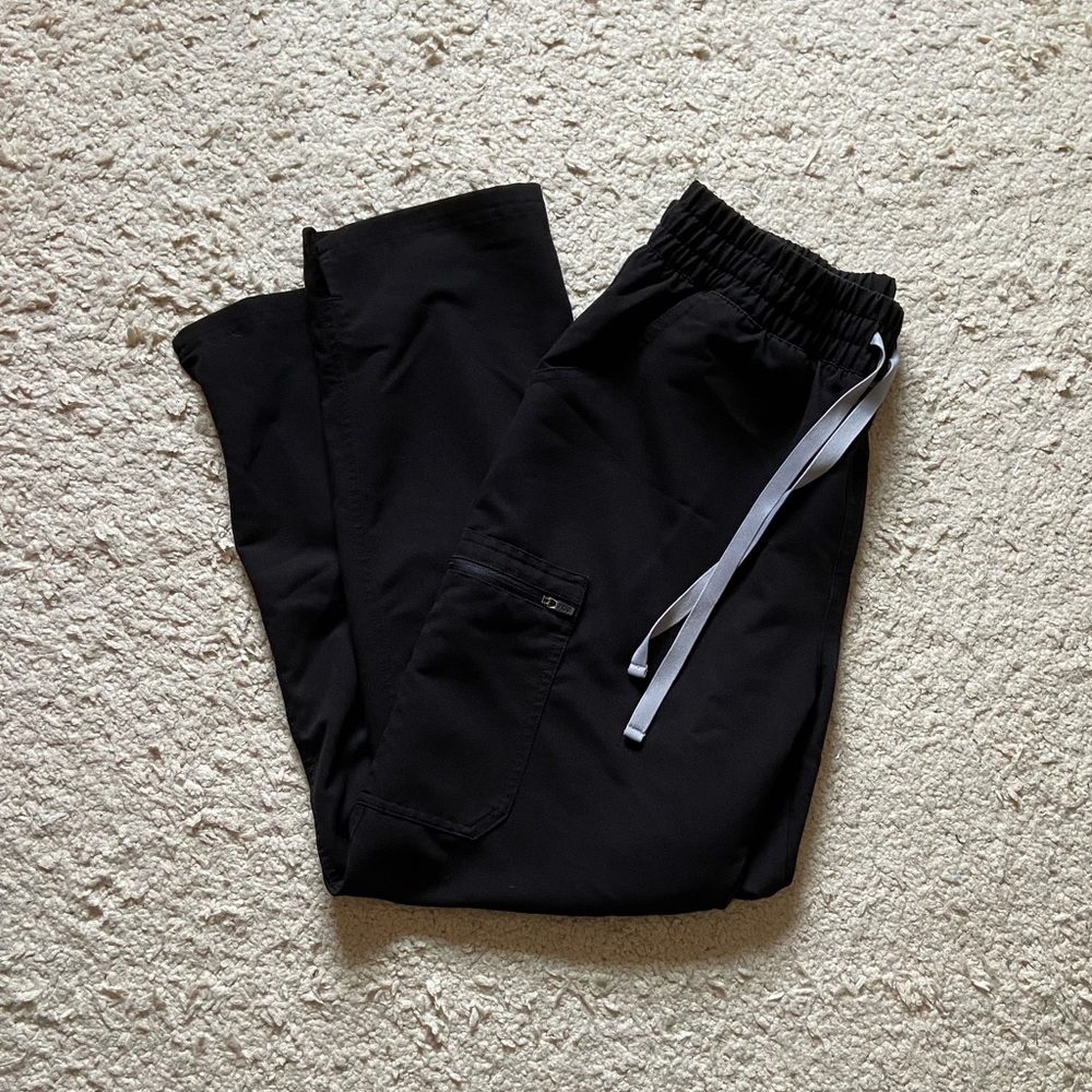 Figs High Waisted Yola Skinny Scrub Pants Black - M Petite length